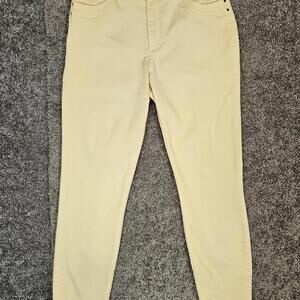 Women's Christopher and Banks pale yellow pants. Size 6